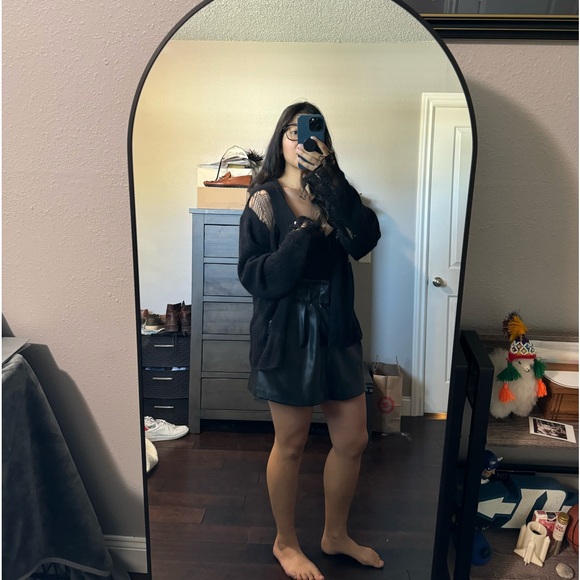 Givenchy Distressed Sweater - Picture 2 of 10